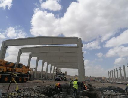 "قطاع الأعمال": بدء تركيب الهيكل الخرساني الرئيسي لأكبر مصنع غزل في العالم بالمحلة