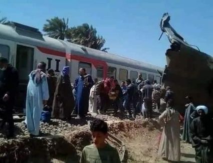 مدبر بواسطة مجهولين..السكة الحديد تكشف ملابسات حادث تصادم قطارى الصعيد