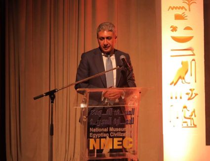 وزير السياحة والآثار يشارك في حفل صدور الجزء الثاني من سلسلة الأفلام الوثائقية «أم الدنيا»