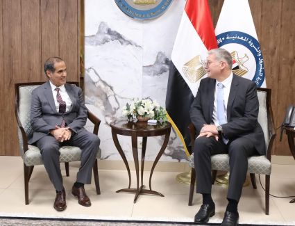 وزير البترول يستقبل وفدا اماراتيا لبحث زيادة الاستثمارات 