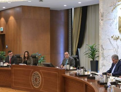 رئيس الوزراء يترأس اجتماع المجلس الأعلى للتخطيط والتنمية العمرانية
