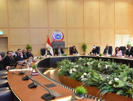 الوزراء: إطلاق برامج شبابية للتوعية بالمواطنة وتعميق المسؤولية الوطنية لمواجهة التحديات