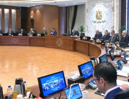 9 قرارات مهمة في أول اجتماع للحكومة في العام الجديد