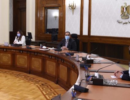 الحكومة تستعد لتطوير منطقة الفسطاط ومدبولى للإستشاريين: احلموا..فالقاهرة تستحق منا أن نحلم من أجلها لتعود أعظم عواصم الدنيا