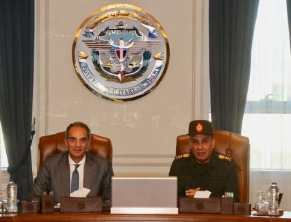 الاتصالات والأكاديمية العسكرية يتعاونان لتنفيذ مبادرة لتأهيل ٣٠٠٠ طالب فى العلوم التكنولوجية الحديثة