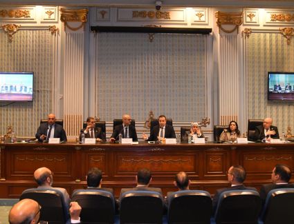 اتصالات النواب توصي بإصدار بيان مشترك من جهاز تنظيم الاتصالات ووزارة المالية حول تفاصيل تطبيق ضريبة الهواتف المستوردة*