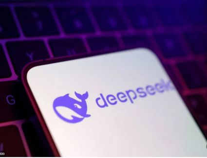 «ديب سيك» يتفوق على «تشات جي بي تي» في صراع التنزيلات