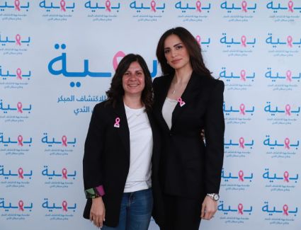 الفنانة آمال ماهر تزور مستشفى بهية وتشيد بدورها في مساندة سيدات مصر