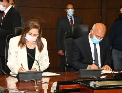 توجيهات القيادة السياسية بتوطين صناعة السكك الحديدية 