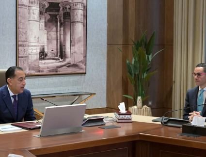 رئيس الوزراء يتابع مع وزير الاستثمار والتجارة الخارجية أهم ملفات العمل