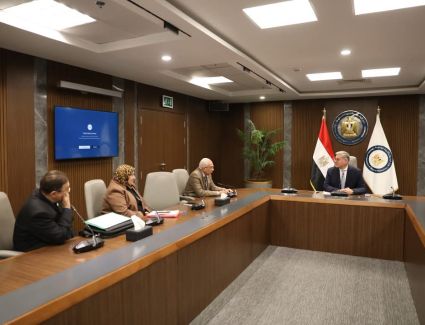 وزير البترول  يلتقي اعضاء مجلسي النواب والشيوخ لتعزيز التكامل