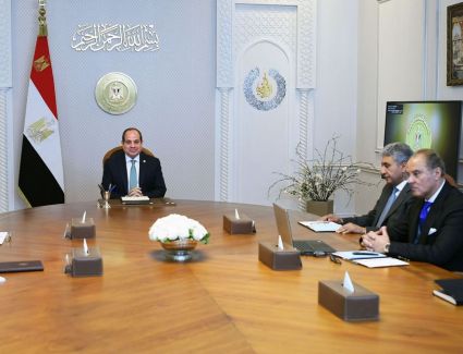 الرئيس السيسي يبحث مع الحكومة والمتحدة ترتيبات احتفالية المتحف المصري الكبير