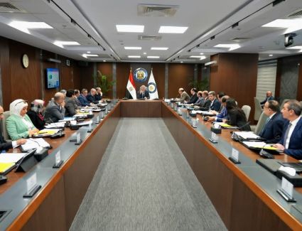 وزير البترول: القطاع يمضي بخطوات جادة في تنفيذ مبادرة تموين السيارات بالغاز الطبيعي