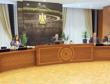 «مدبولي» يُكلف بالتنسيق الكامل بين المحافظين ومديري الأمن في ملفات مخالفات البناء وإزالة التعديات