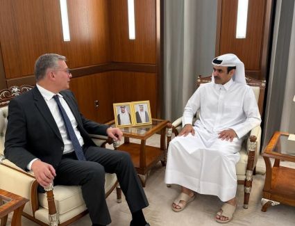 مصر وقطر  يبحثان تعزيز التعاون المشترك في مجالات صناعة البترول والغاز والاستفادة من البنية الأساسية فى كلا البلدين