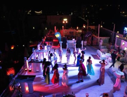 مصر على خريطة الموضة العالمية..  40 عارضة من 30 دولة يتنافسن على لقب "Top Model" في قلب الغردقة ومرسى علم