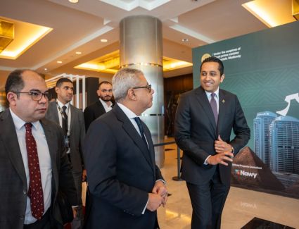 سفير مصر بالمملكة يفتتح معرض عقارات النيل بالرياض بمشاركة 25 شركة كبري  .. واقبال كبير من السعوديين والأجانب على المشروعات المصرية