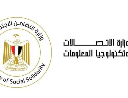  وزيرا الاتصالات وتكنولوجيا المعلومات والتضامن الاجتماعى يوجهان بصرف مليون و100 ألف جنيه لأسرة كل ضحية بحريق سنترال رمسيس و175 ألف جنيه لكل مصاب