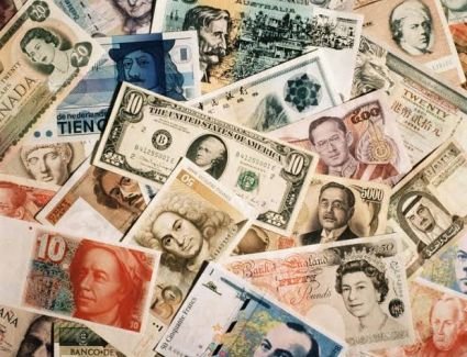 تعرف علي أسعار العملات الأجنبية اليوم الأحد 30 مايو 2021