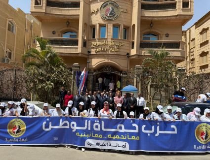 قيادات وكوادر وأعضاء في مهمة وطنية   "حماة الوطن" .. حشود بالآلاف لحضور مؤتمر مرشحي الحزب في "الشيوخ"