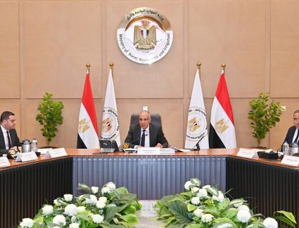 عقد اجتماع اللجنة العليا لتراخيص الشواطئ برئاسة وزير الري وبحضور ممثلي الوزارات والمحافظات والجهات المعنية