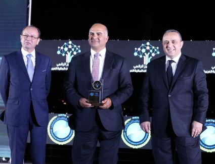 بنك مصر يحصد جائزة أفضل بنك في مصر في الابتكار الرقمي لعام 2020/2021 من اتحاد المصارف العربية