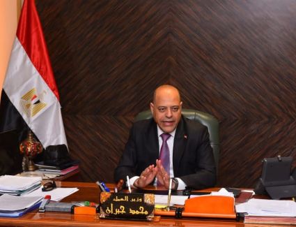 وزير العمل يُصدر قرارًا وزاريًا يوضح ضوابط وآليات اعتماد "الاستقالات العمالية " طبقًا لقانون العمل الجديد