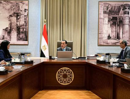 رئيس الوزراء يتابع الموقف التنفيذي لمراكز البيانات الحكومية