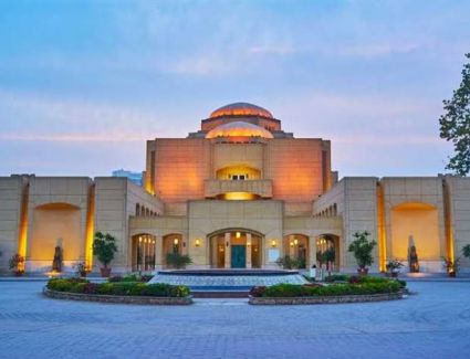 تعرف علي .. الممنوعين من دخول حفلات الأوبرا