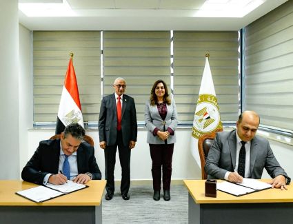 البيئة: تعاون لتوفير 1000حاوية مجهزة خصيصًا لجمع المخلفات من المناطق المحيطة وتسليمها إلى شمال سيناء