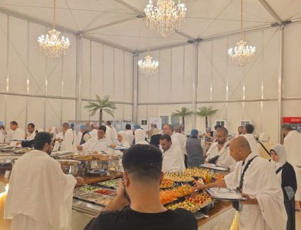 المطوف علاء محضر: نخدم 5 آلاف حاج مصري سنويًا.. والمصريين الأكثر التزامًا