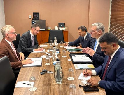 وزير البترول يبحث  مع المدير العام لإدارة مناجم غرب استراليا تطوير قطاع التعدين