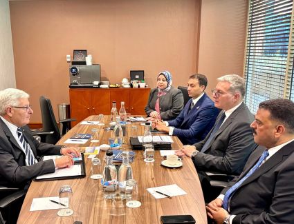 وزير البترول يبحث فرص التعاون وجذب الاستثمارات الأسترالية 