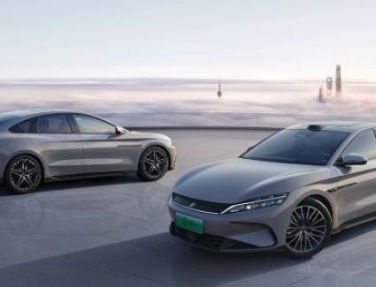 "بي واي دي" تستدعي 90 ألف سيارة هجينة لإصلاح عطل في البطاريات