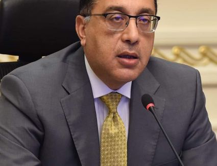 رئيس الوزراء يهنئ الرئيس السيسي بالذكرى الثامنة لثورة 30 يونيو