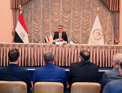 وزير التموين يستهل العام الجديد باجتماع موسع مع قيادات الوزارة والجهات والشركات التابعة