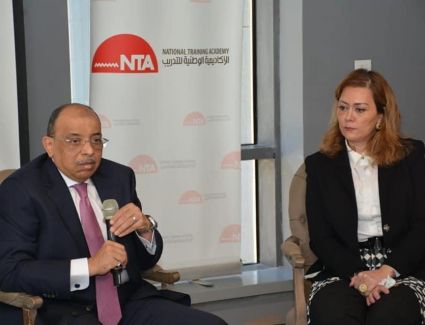 المدير التنفيذي للأكاديمية الوطنية للتدريب تستقبل وزير التنمية المحلية لمتابعة ملفات التعاون بين الجانبين