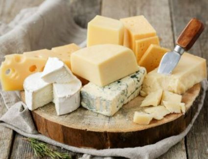 6 أنواع جبن صحية لمن يراقب ضغط الدم.. تعرف عليها