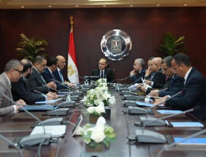 وزير الاستثمار والتجارة الخارجية يلتقي الرئيس التنفيذي لجهاز تنمية المشروعات لبحث تعزيز دعم ريادة الأعمال