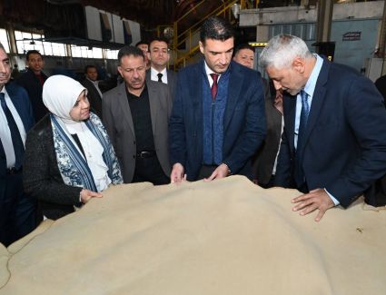 وزير الصناعة يزور مدينة الجلود بالروبيكي لمتابعة سير العمل ويتفقد مدبغتين و3 مصانع للمنتجات تامة الصنع والمركز التكنولوجي لدباغة الجلود بالمدينة