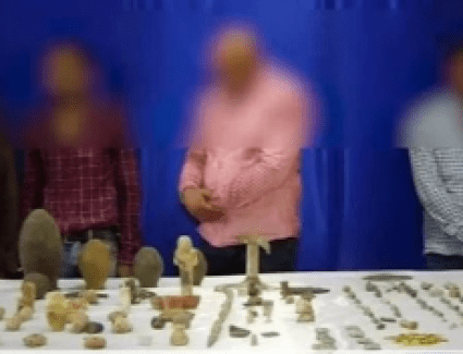 تجديد حبس علاء حسانين و17 متهماً في قضية "الآثار الكبرى"