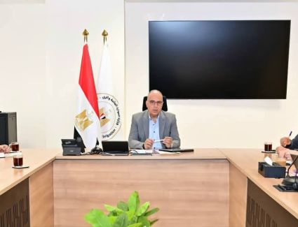 وزير الري يتابع إجراءات إزالة التعديات على المجاري المائية وأملاك الري، وموقف الإزالات الجاري تنفيذها ضمن الموجة ٢٩ للإزالات