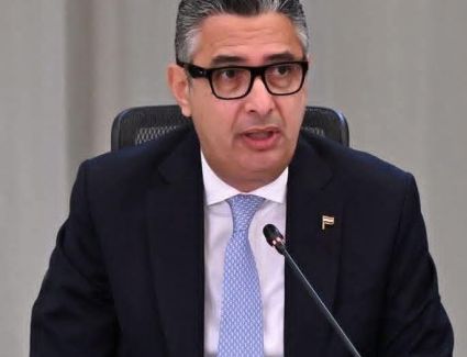 وزير التموين: استمرار عمل المجمعات الاستهلاكية أول أيام عيد الأضحى وضخ كميات كبيرة من اللحوم لتلبية احتياجات المواطنين