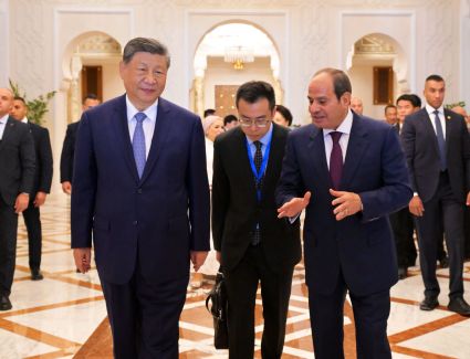الرئيس الصيني يشيد بعراقة مصر ويعرب عن إعجابه بالمتحف المصري الكبير