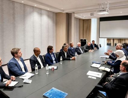 وزير البترول يستعرض إصلاحات قطاع التعدين أمام كبار المستثمرين الأستراليين ويبحث فرص التعاون
