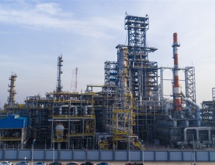 مصر تخطط لإنشاء مجمعين لتحويل المازوت إلى السولار باستثمارات 2.1 مليار دولار