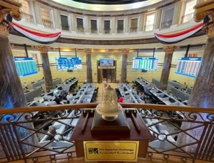 البورصة المصرية تنهي تعاملات الثلاثاء على تراجع جماعي.. وEGX30 يهبط 0.80%