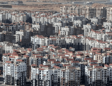 الحكومة تتحرك لضبط سوق العقارات في مصر.. قانون جديد وتصنيف للمطورين