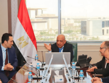 تحلية مياه البحر في مصر.. الكهرباء تبحث التعاون مع &laquo;هيدروفولتا&raquo; البلجيكية