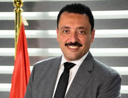 د. محمد رزق: الدولة المصرية استطاعت ترسيخ &laquo;اقتصاد الحوكمة&raquo; لرفع كفاءة الإنفاق وجذب الاستثمار